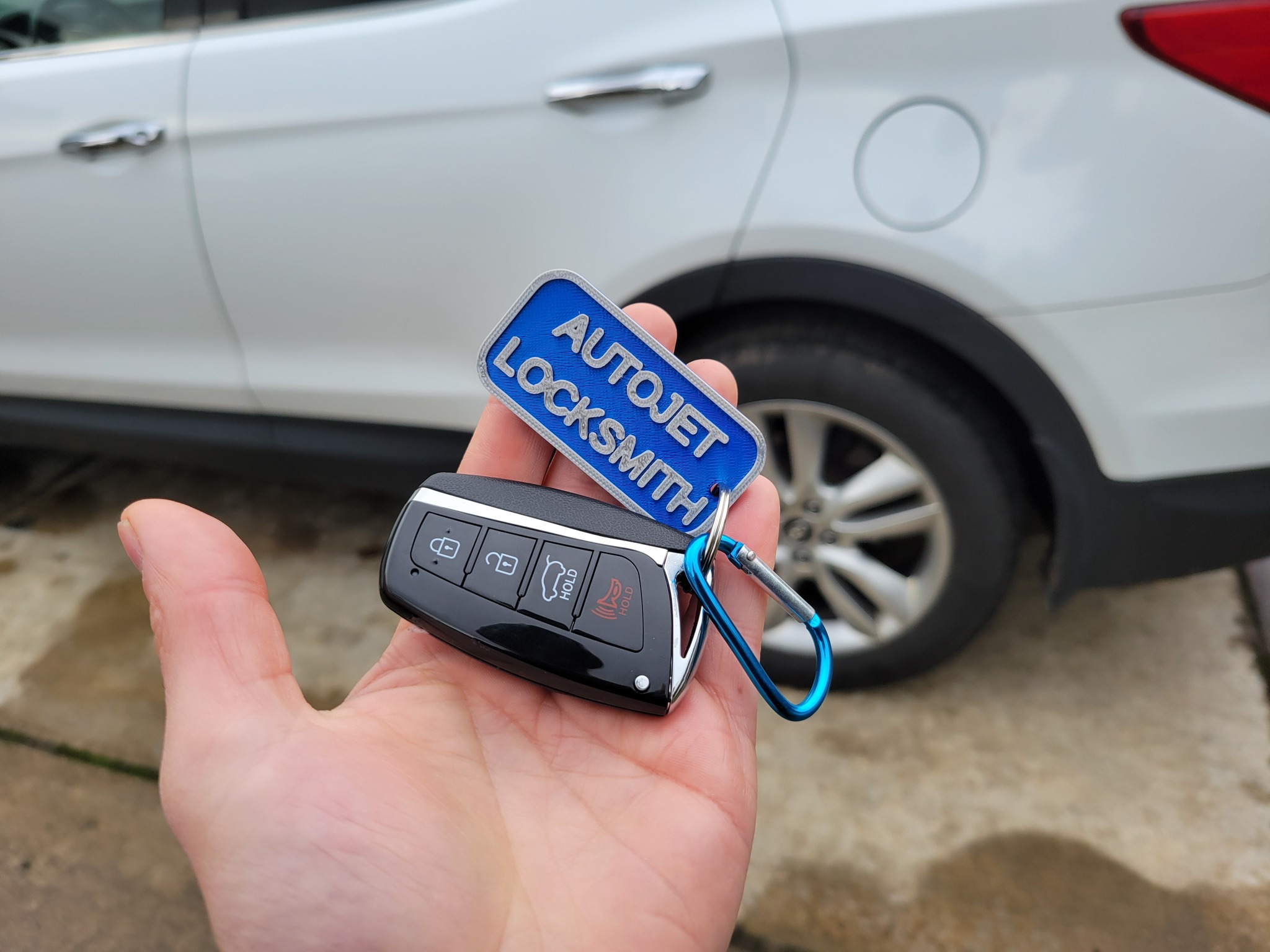 Spare Smart Key 2013 Hyundai Santa Fe - Locksmith Job in Puyallup, WA